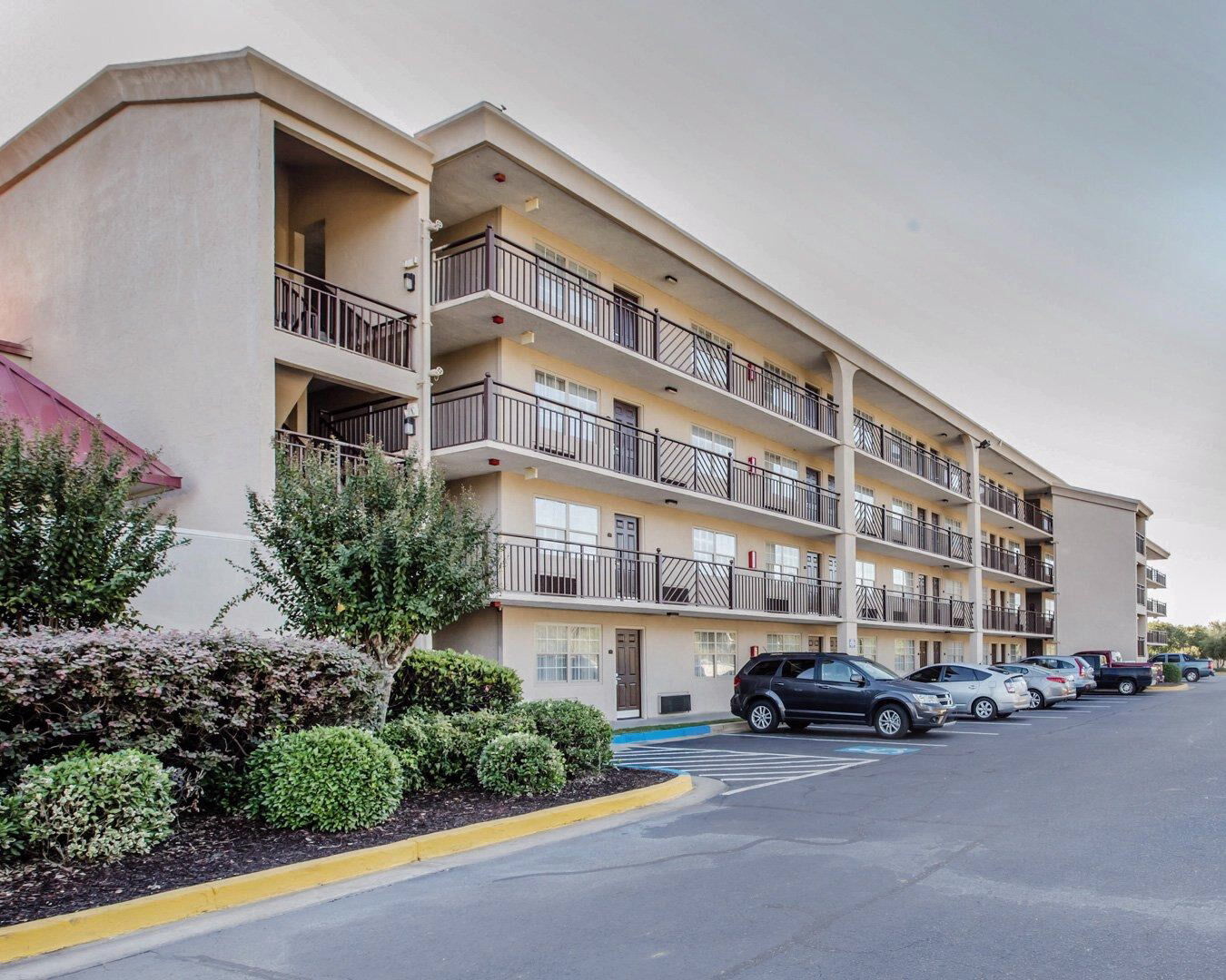 Clarion Suites Augusta Esterno foto